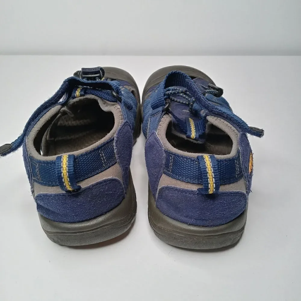 Keen blue sandals size 4